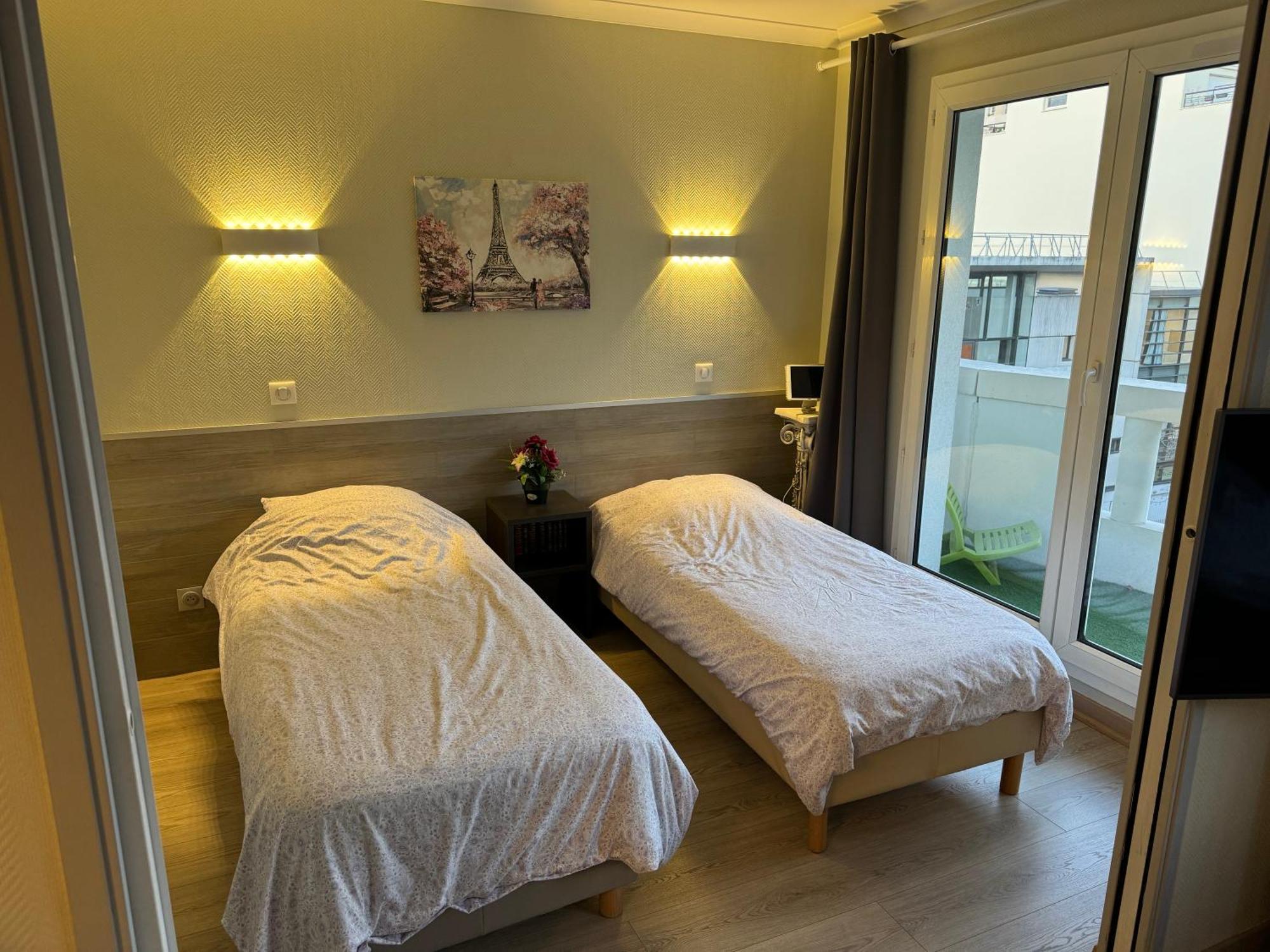 Altamira Aparthotel Issy-les-Moulineaux Exterior photo
