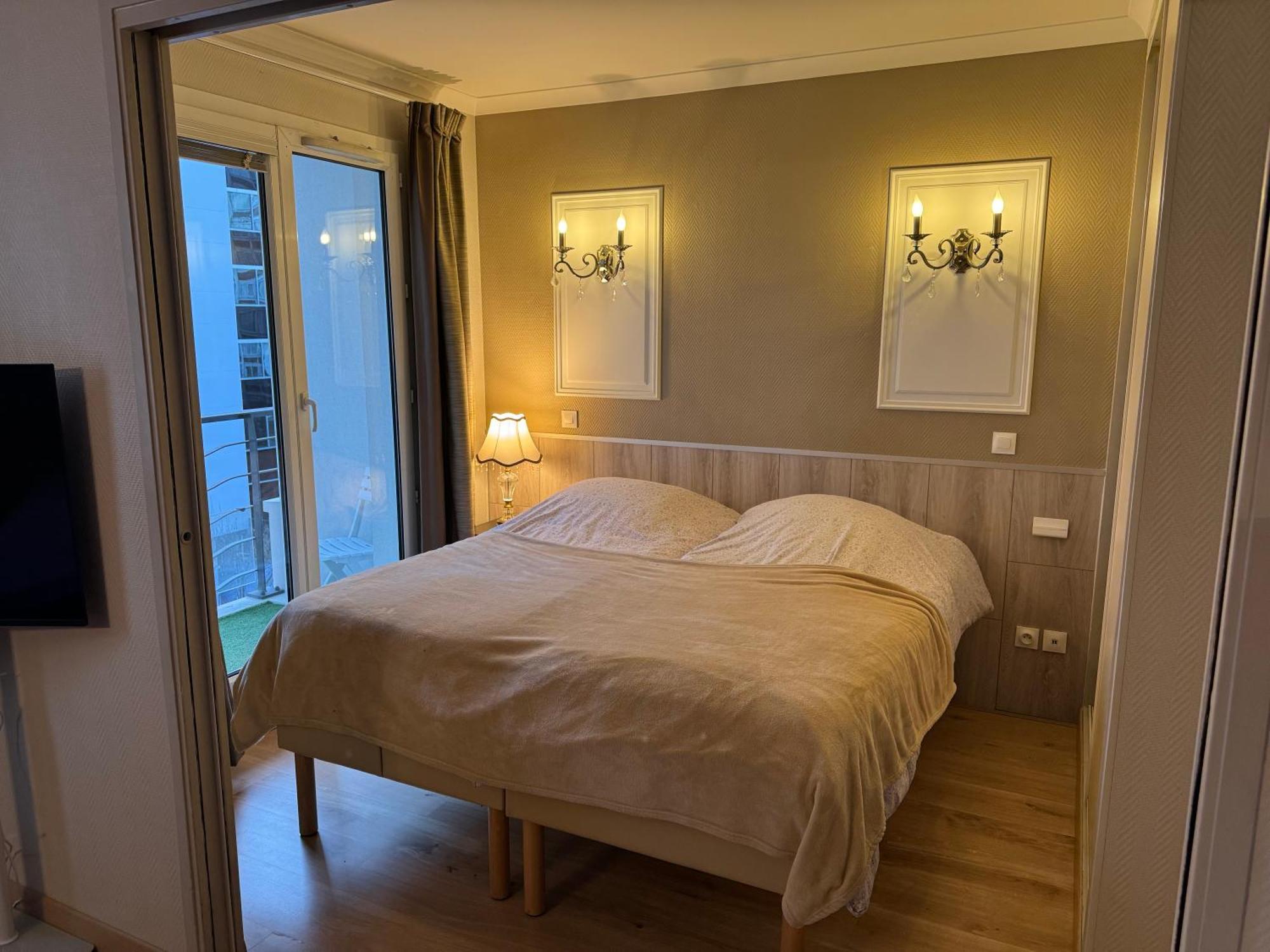 Altamira Aparthotel Issy-les-Moulineaux Exterior photo